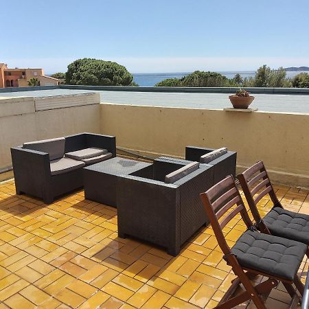 Grand T2 Vue Mer Apartment La Ciotat Exterior photo